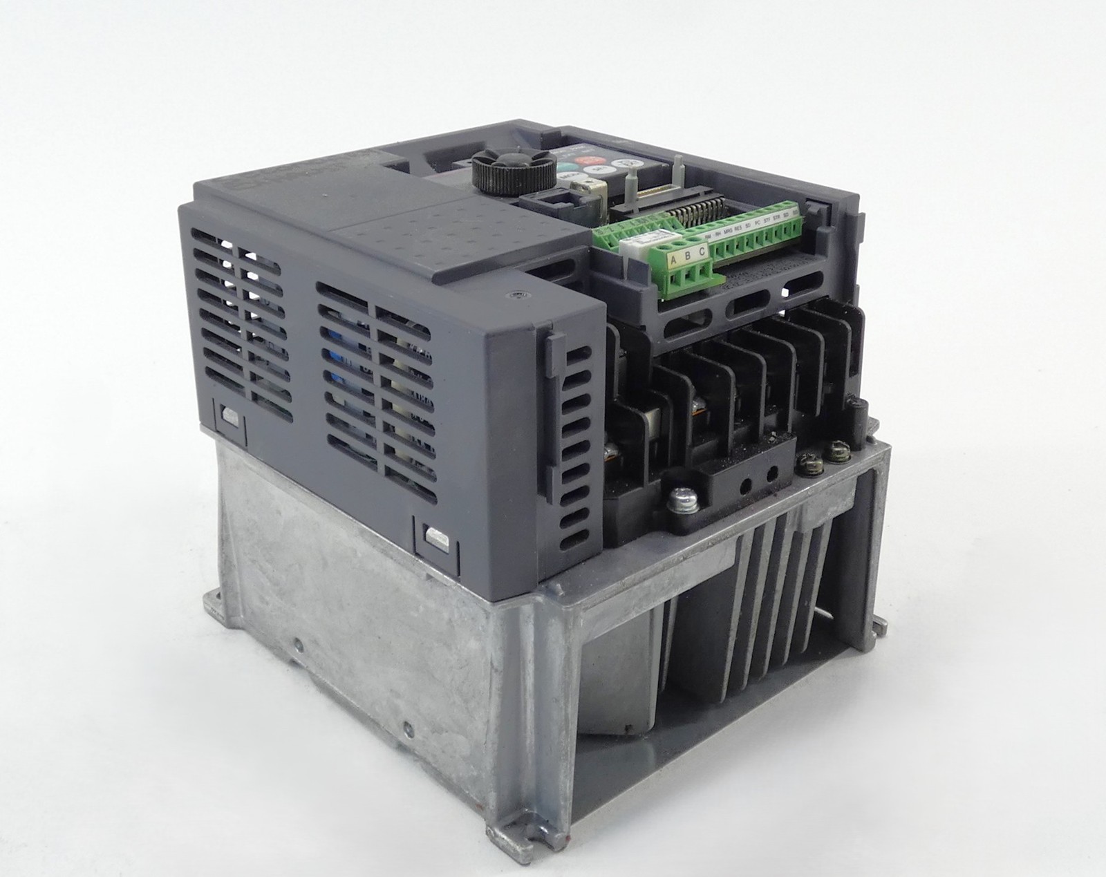 *Missing Cover* Mitsubishi FR-E740-040-NA Drive Inverter 3PH 380-480V 4A