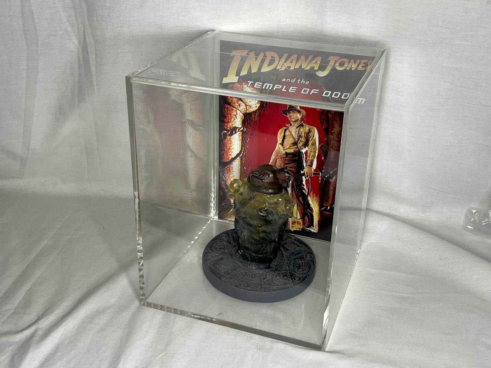 Indiana Jones Temple of Doom, Nurhachi Urn, Resin, Jungle Stand, Case