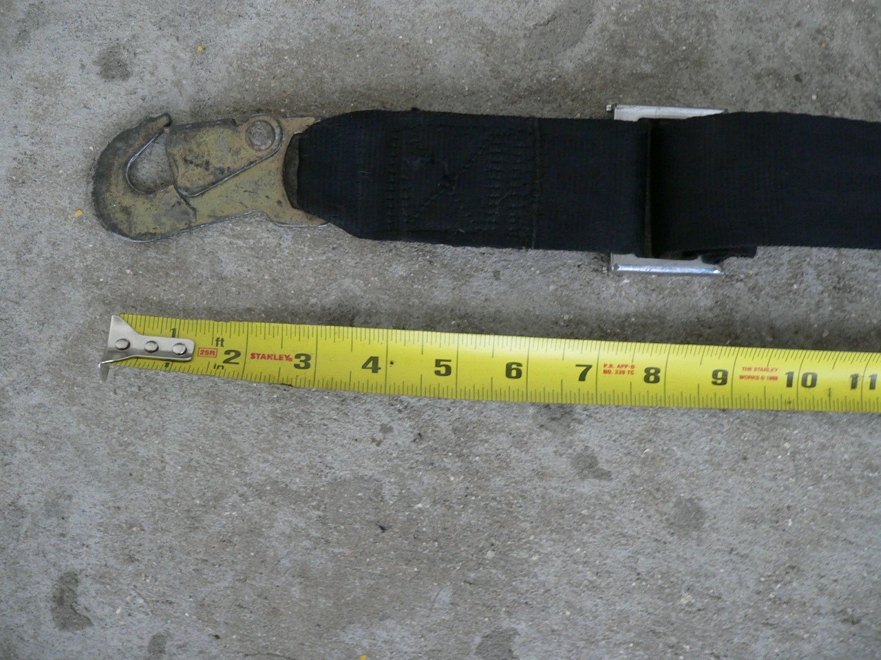 Q'Straint Sure-Lok Integrated Lap Belt with Snap Hooks