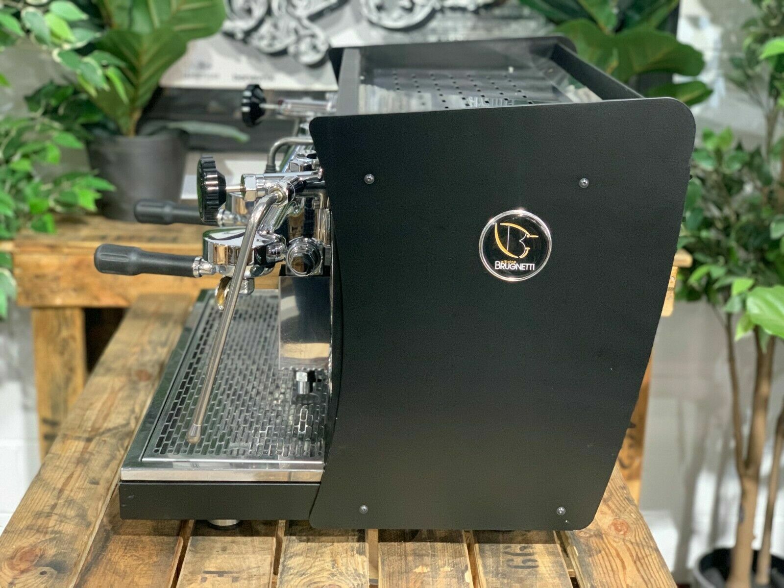 BRUGNETTI GUILIA MANUFACTUM 2 GROUP BLACK ESPRESSO COFFEE MACHINE COMMERCIAL