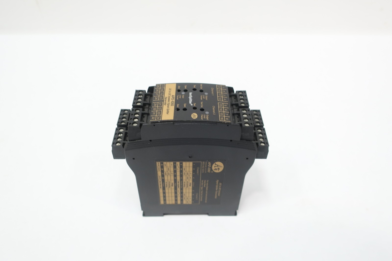 Api APD 4393 Dc To Dc Isolated Signal Splitter Transmitter 10v-dc