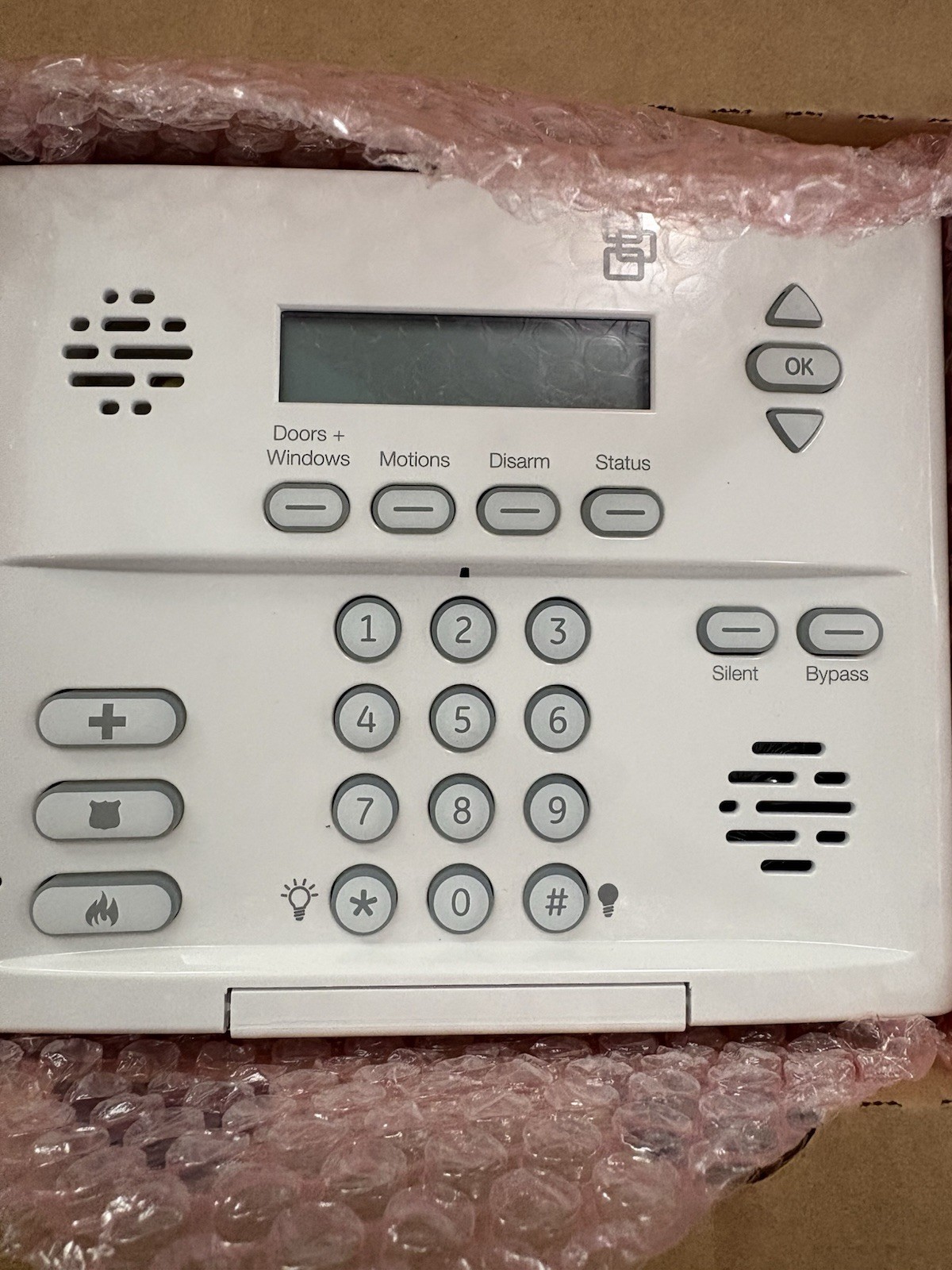 Interlogix 80-632-3N-XT Simon XT Starter Package A1 this includes a cell card