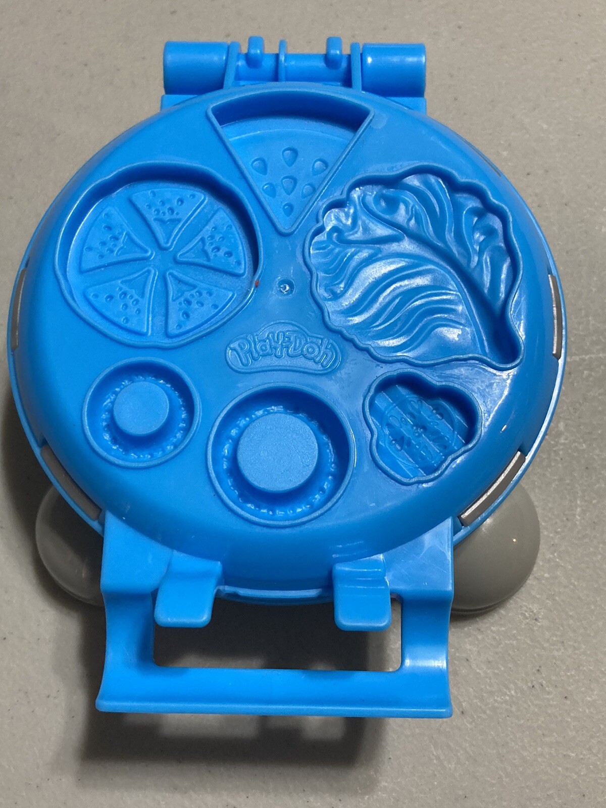 Play-Doh Kitchen Creations Burger Barbecue Grill replacement only