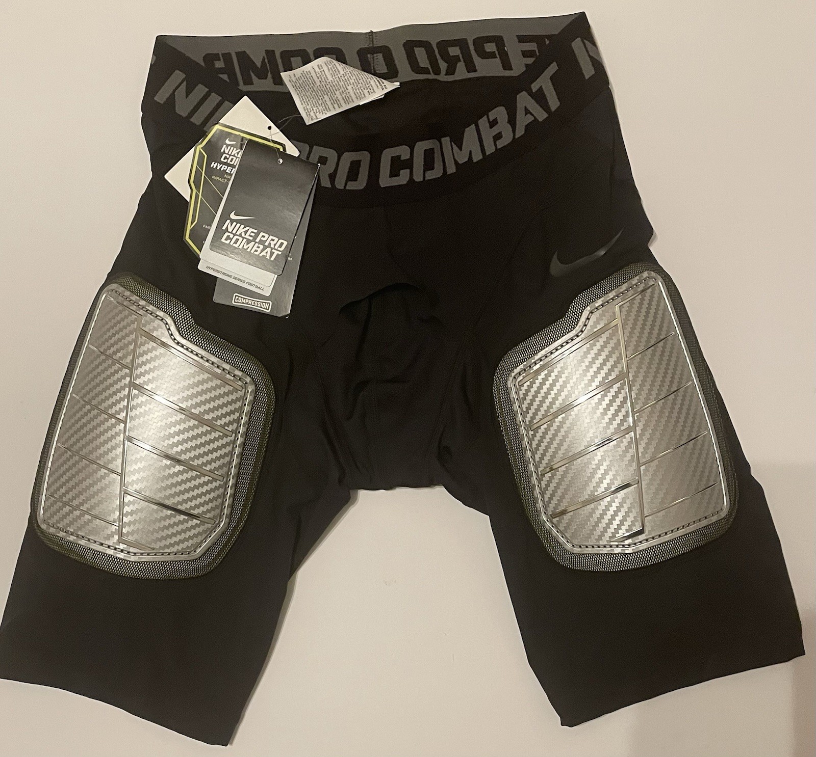 Nike Pro Combat Hyperstrong Padded Shorts Football Thigh Pads Black Size L NWT