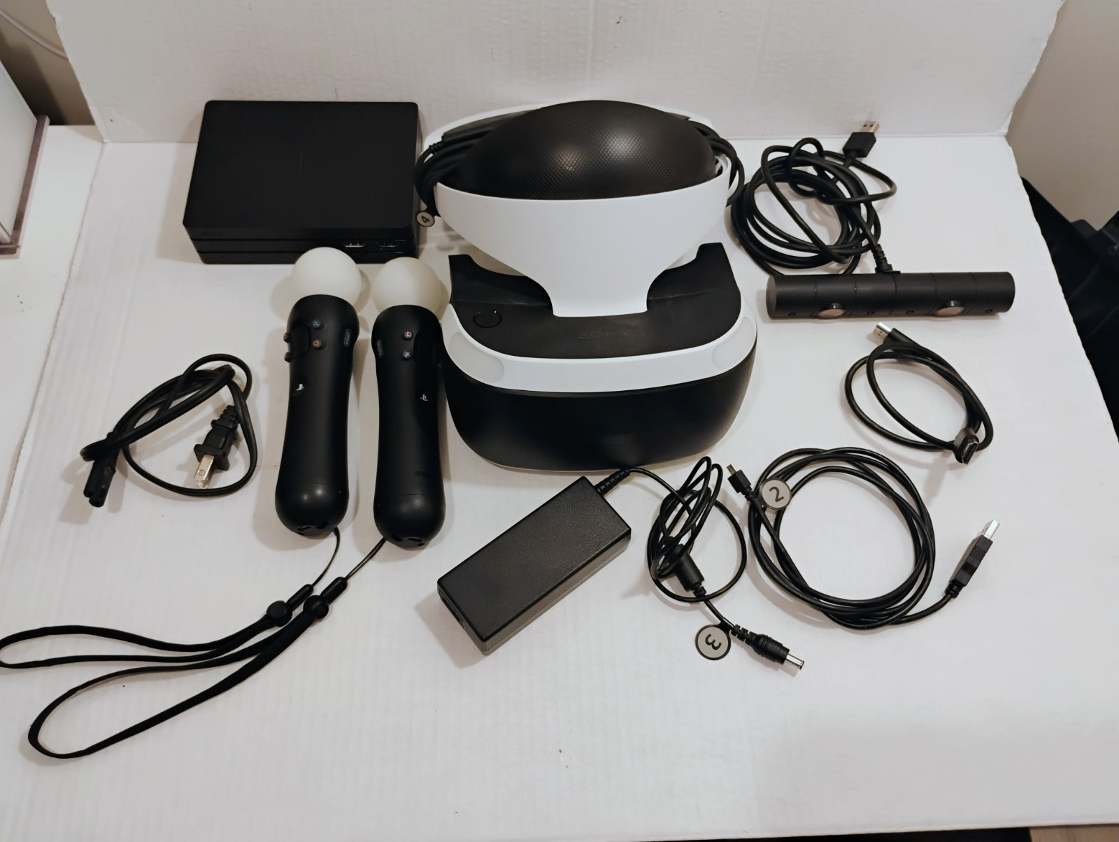 Sony PlayStation VR PS4 Headset Controller Camera Bundle Tested And Working