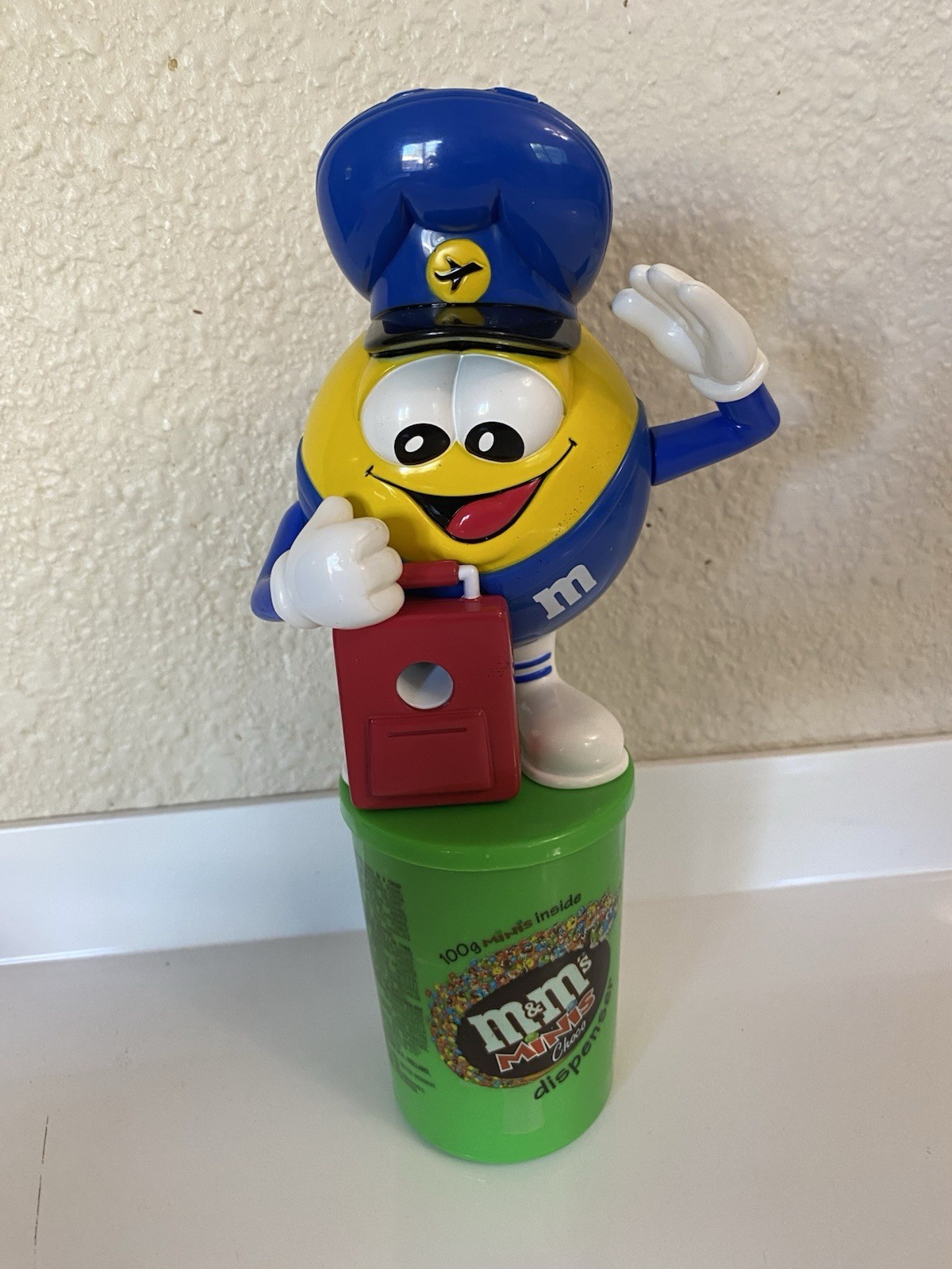 M&M's Minis Chocolate Candy Yellow Pilot Dispenser European 2000