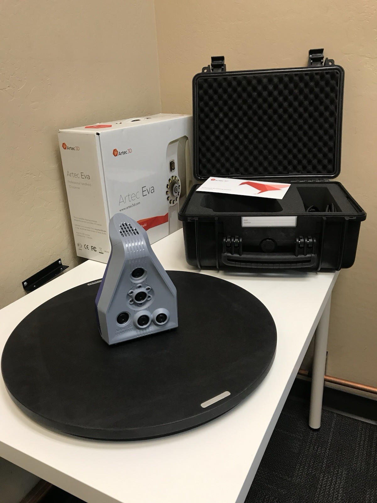 Artec Space Spider 3D Scanner, Professional Grade Accuracy w/ Turn Table