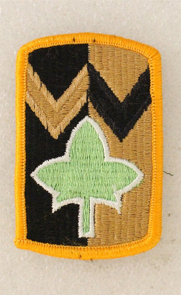Army Patch: 4th Sustainment Brigade - merrowed edge