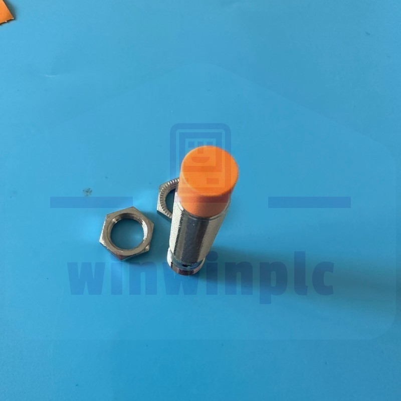 For IFM Efector IF5811 Inductive Proximity Sensor Switch 10-30VDC PNP US Stock