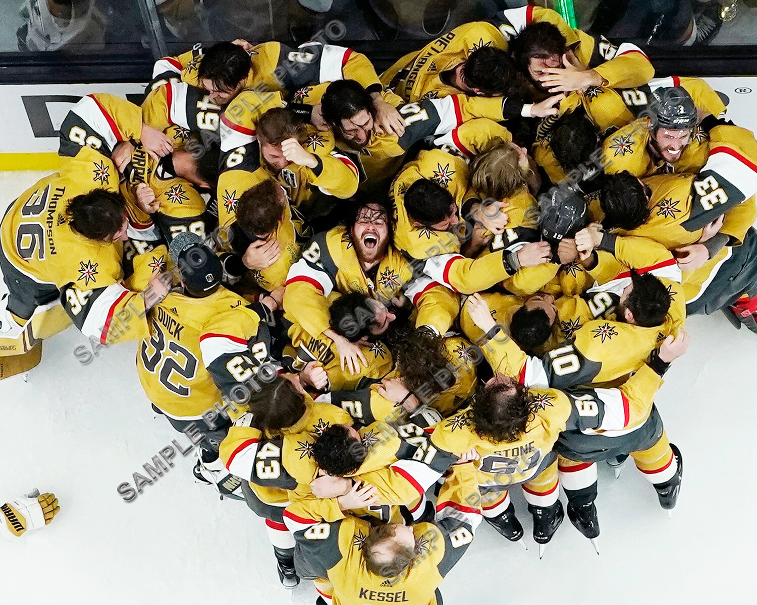 2022-2023 VEGAS GOLDEN KNIGHTS 2023 STANLEY CUP CHAMPIONS 8X10 TEAM PHOTO TOP