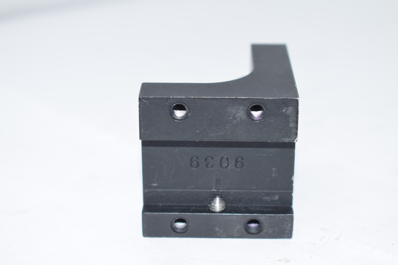New Focus 9039 90 Degree Adapter, Pint-Sized, ezTrac Rail