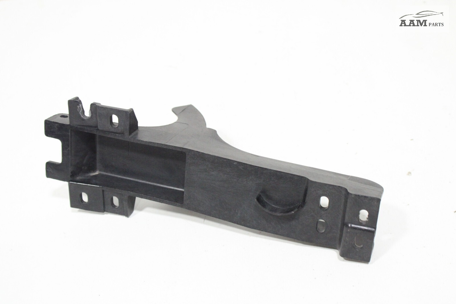 2018-2024 FREIGHTLINER CASCADIA LEFT DRIVER SIDE FAIRING SUPPORT BRACKET OEM
