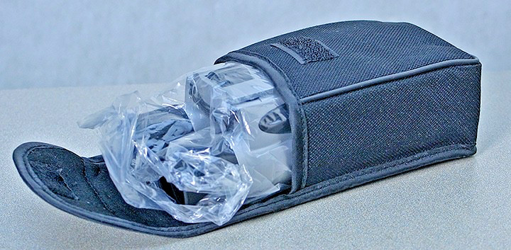Barska 10x25 Compact Binoculars with Compass & Case