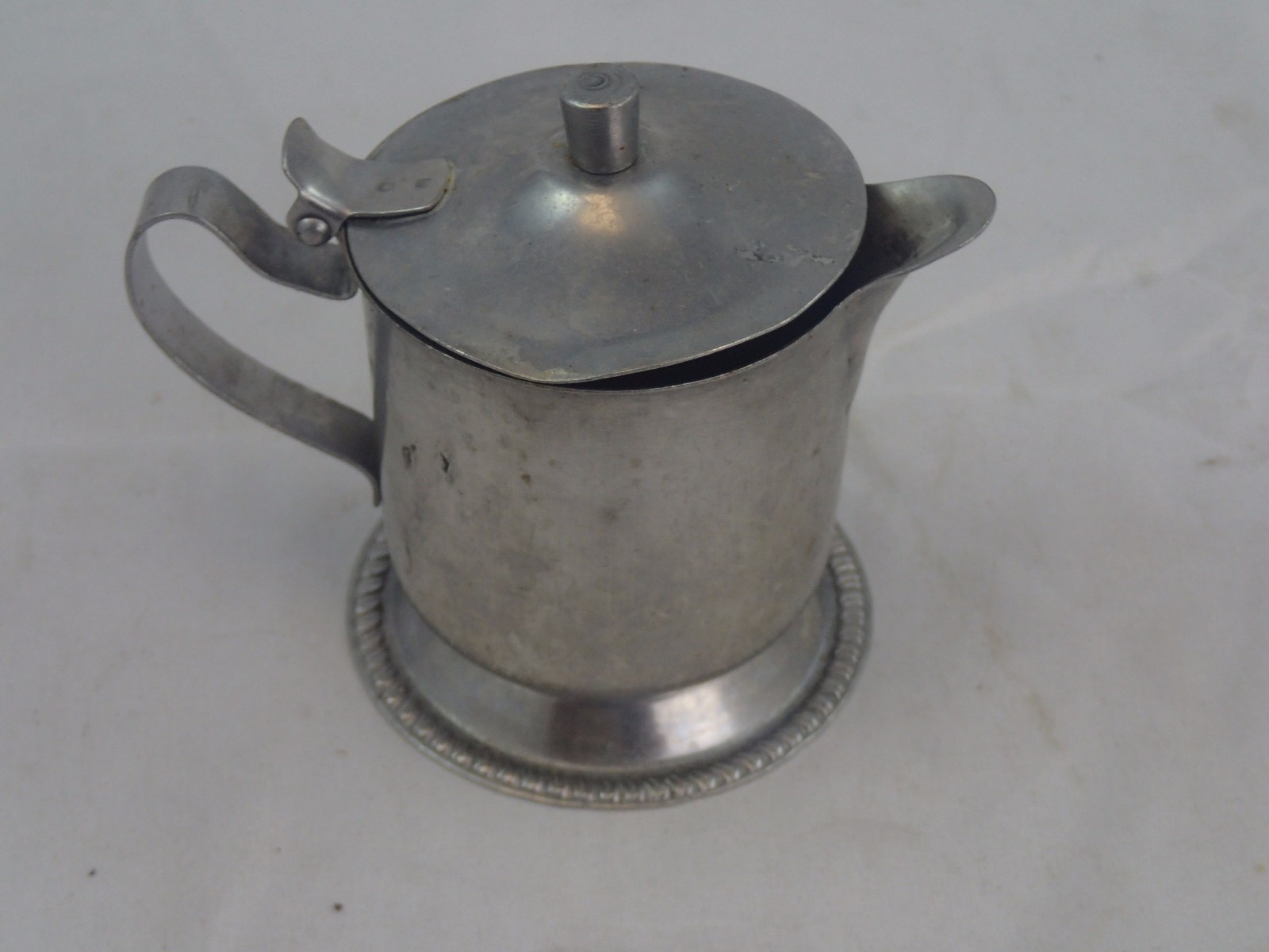 Stainless Steel Creamers Syrup Servers PFC Hinged Lid 5-oz Capacity
