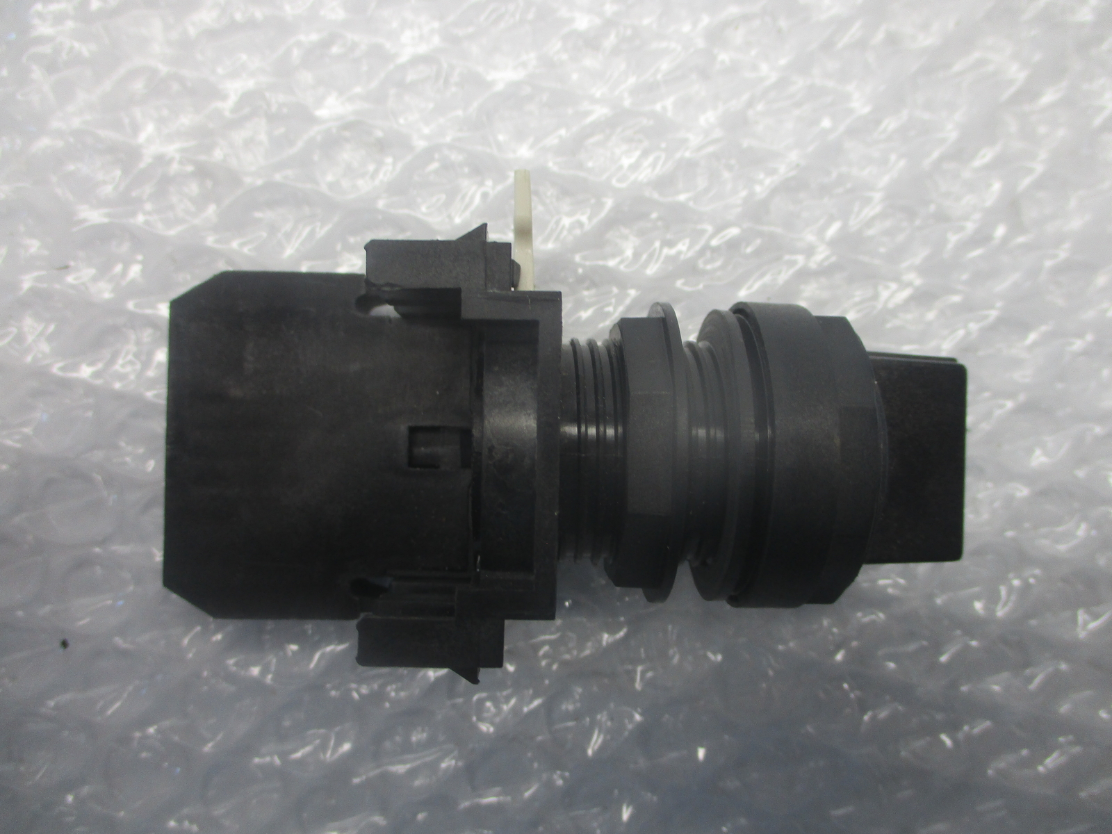 EATON E22B5 SER.A1 SELECTOR SWITCH NSNP