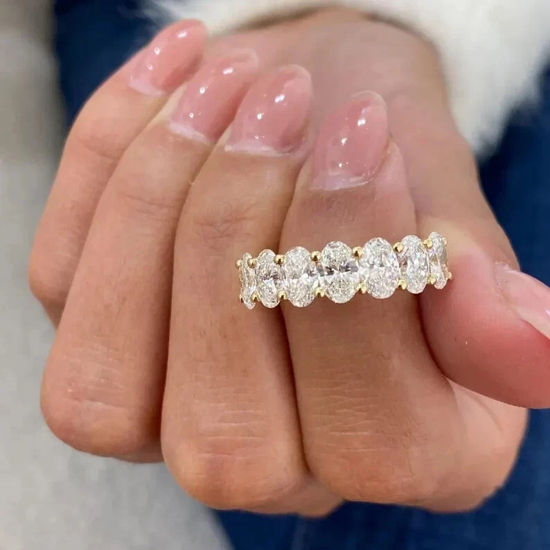 Oval Cut 3.20 Ct White Moissanite Prong Setting Wedding Engagement Ring