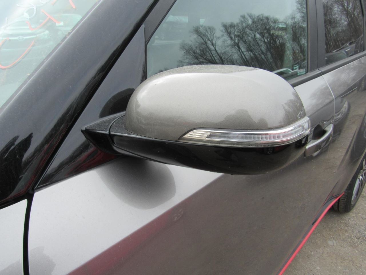 SOUL 2017 Glove Box 1036950