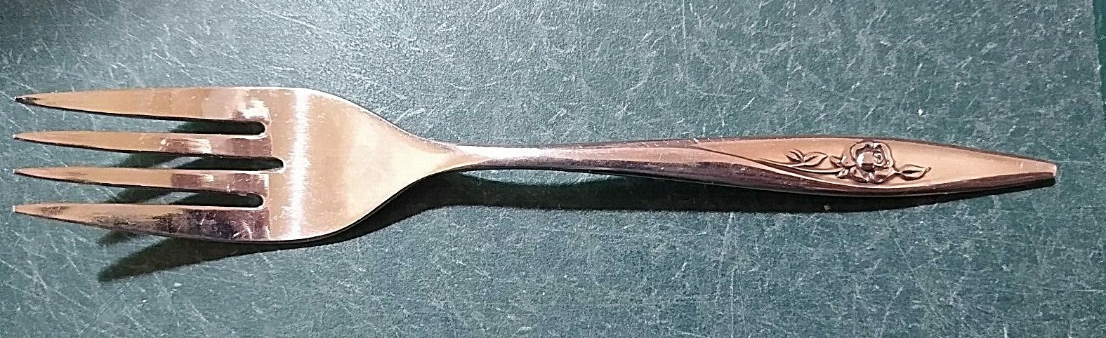 Oneida Lasting Rose Stainless salad fork