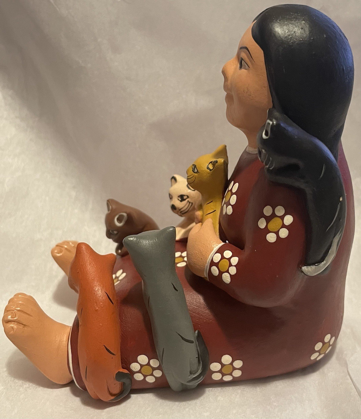 Storyteller Woman W/ Cats Figurine Peru Folk Art Clay Peruvian Handicrafts 4.5”