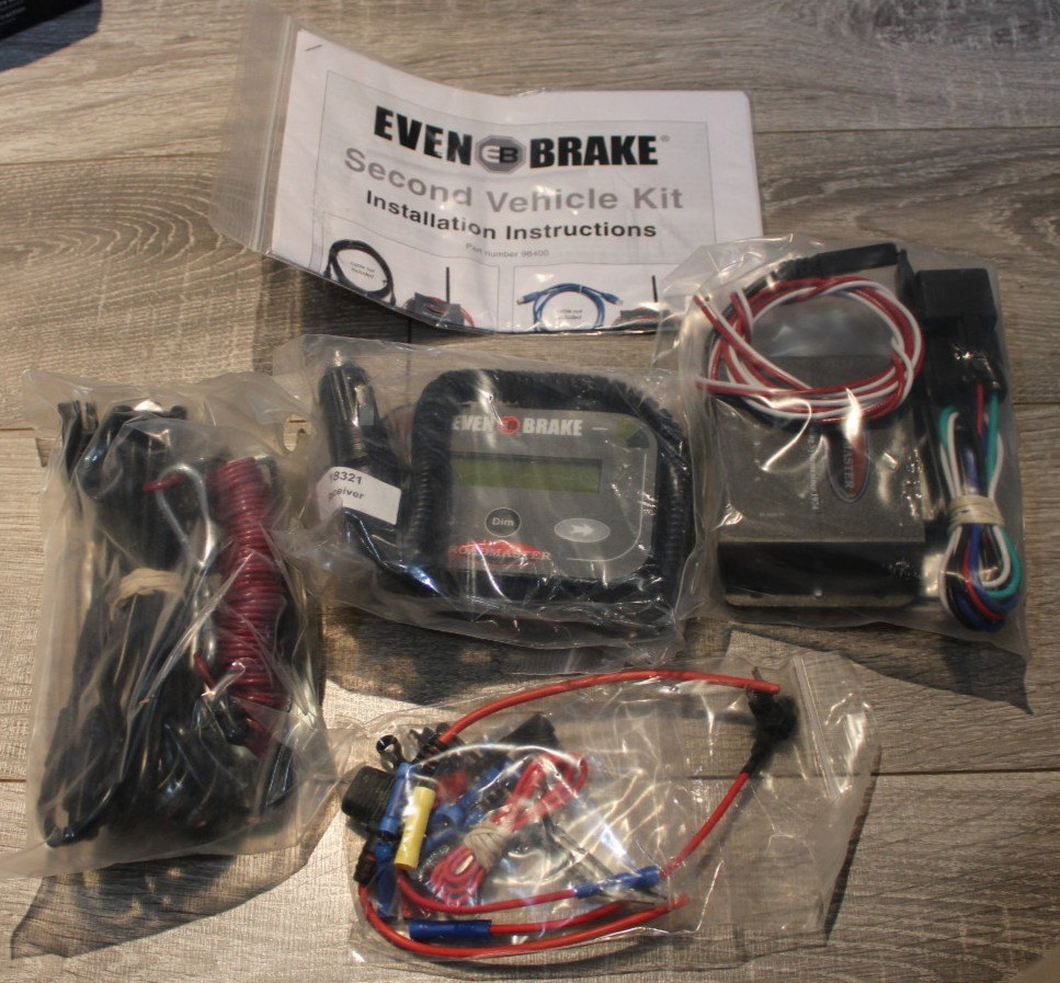 ROADMASTER 98450 Second Vehicle Kit  Even Brake Plus Even Brake Monitor Display