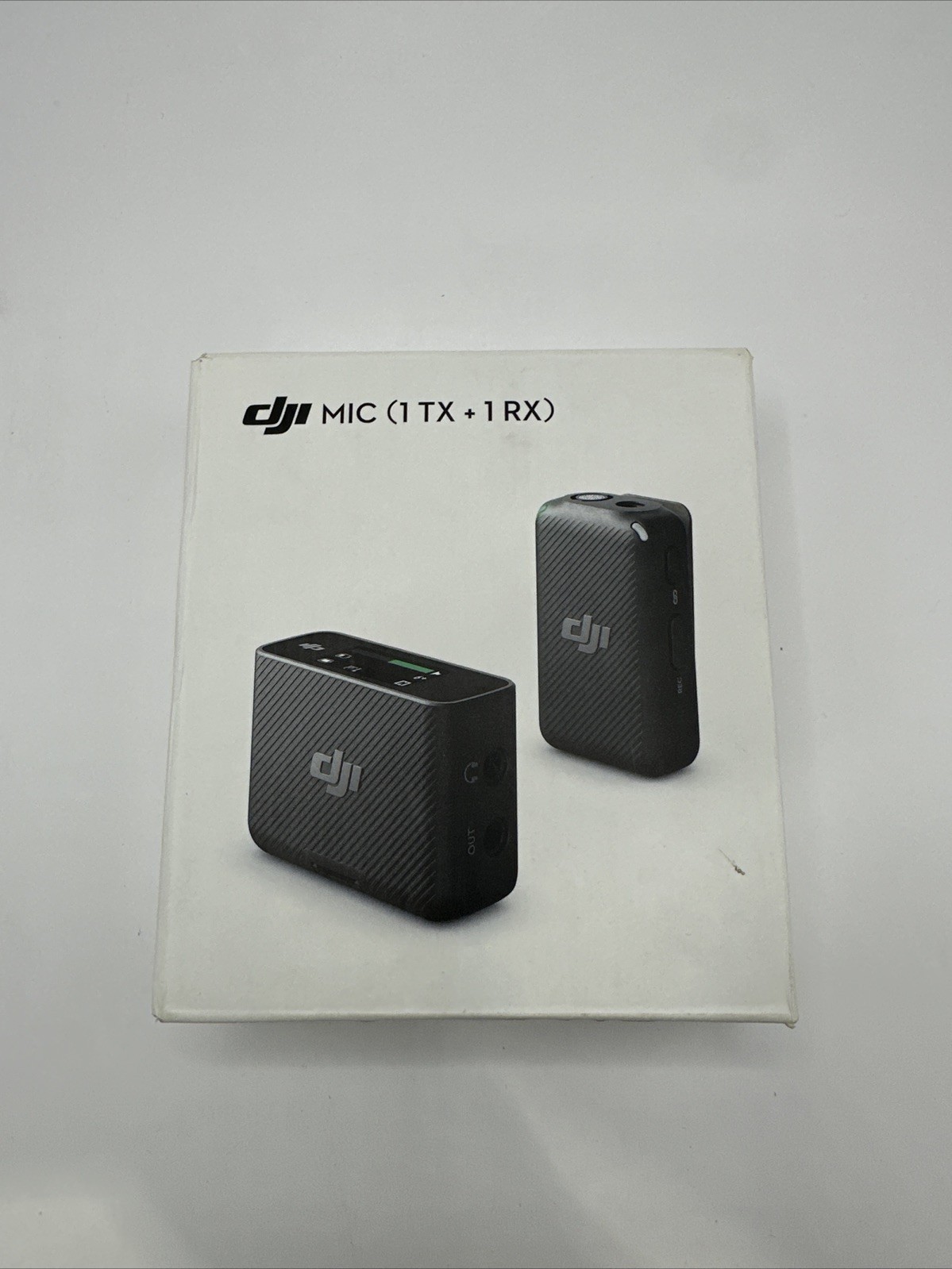 DJI Mic with Omnidirectional Audio Recording Feature 1 TX and 1 RX