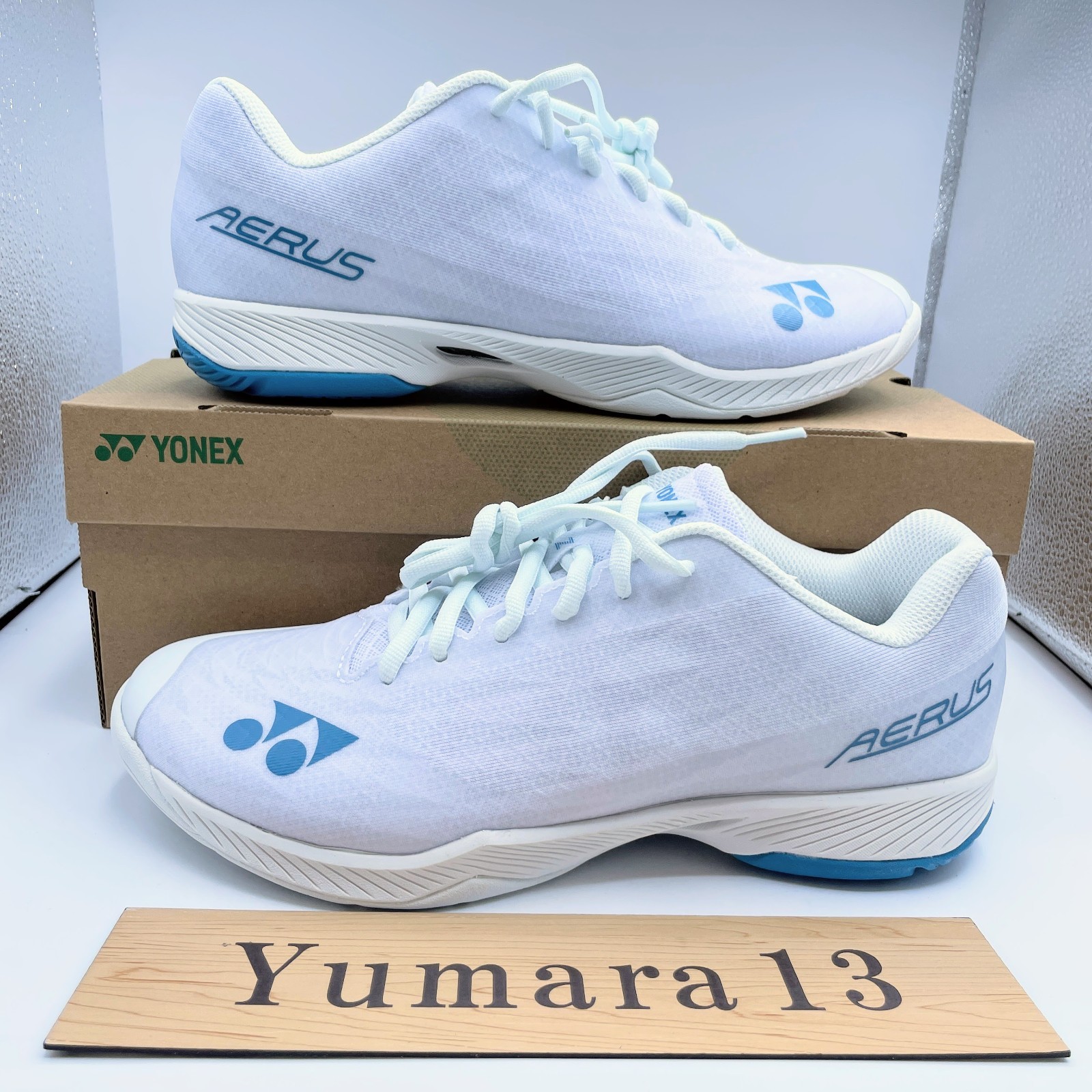 Yonex Power Cushion Aerus Z White Blue SHBAZ2M-207 Men's Size