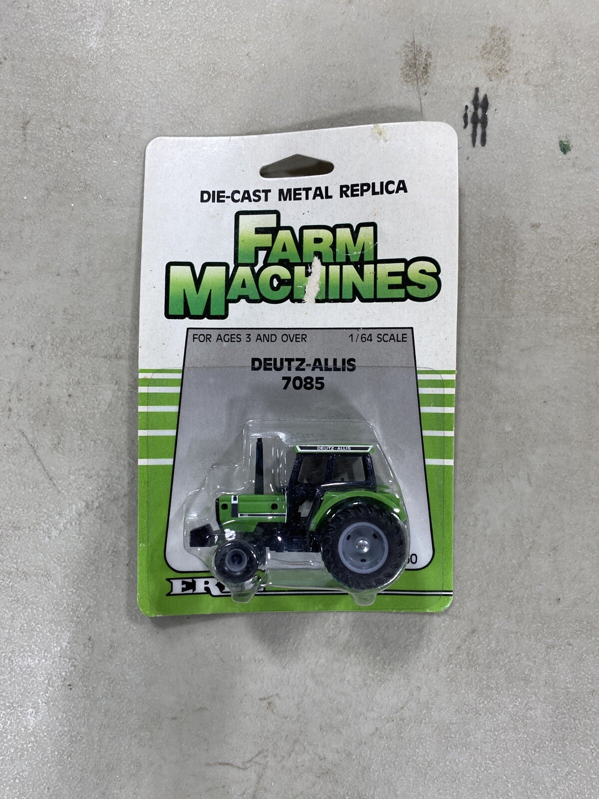 ERTL Replica Farm Machines Duetz-Allis 7085 Tractor #1260 Diecast Metal NOS D31