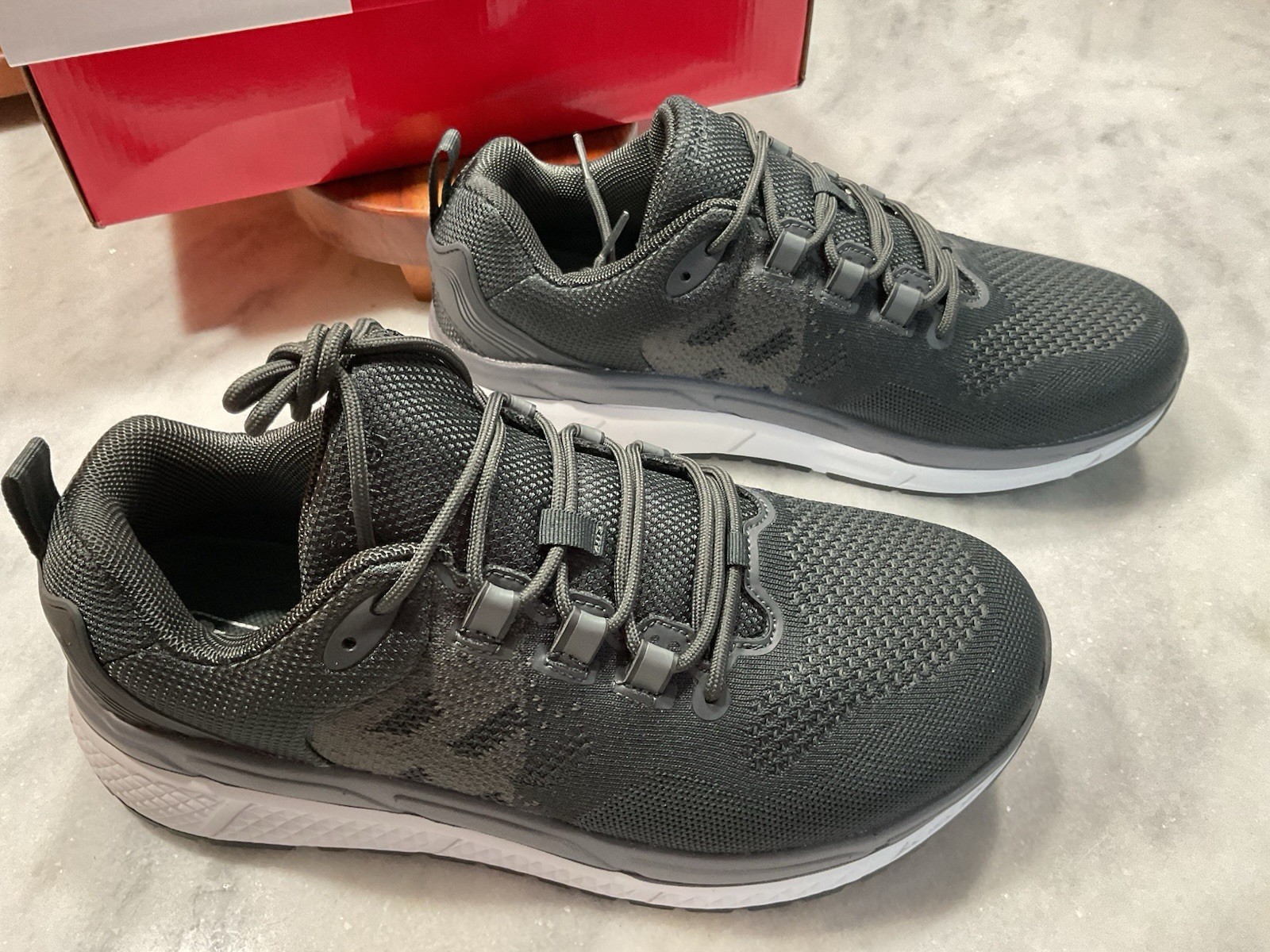 Man's Athleisure Propet Ultra 267 Sneaker SZ 11 W/insoles And Laces