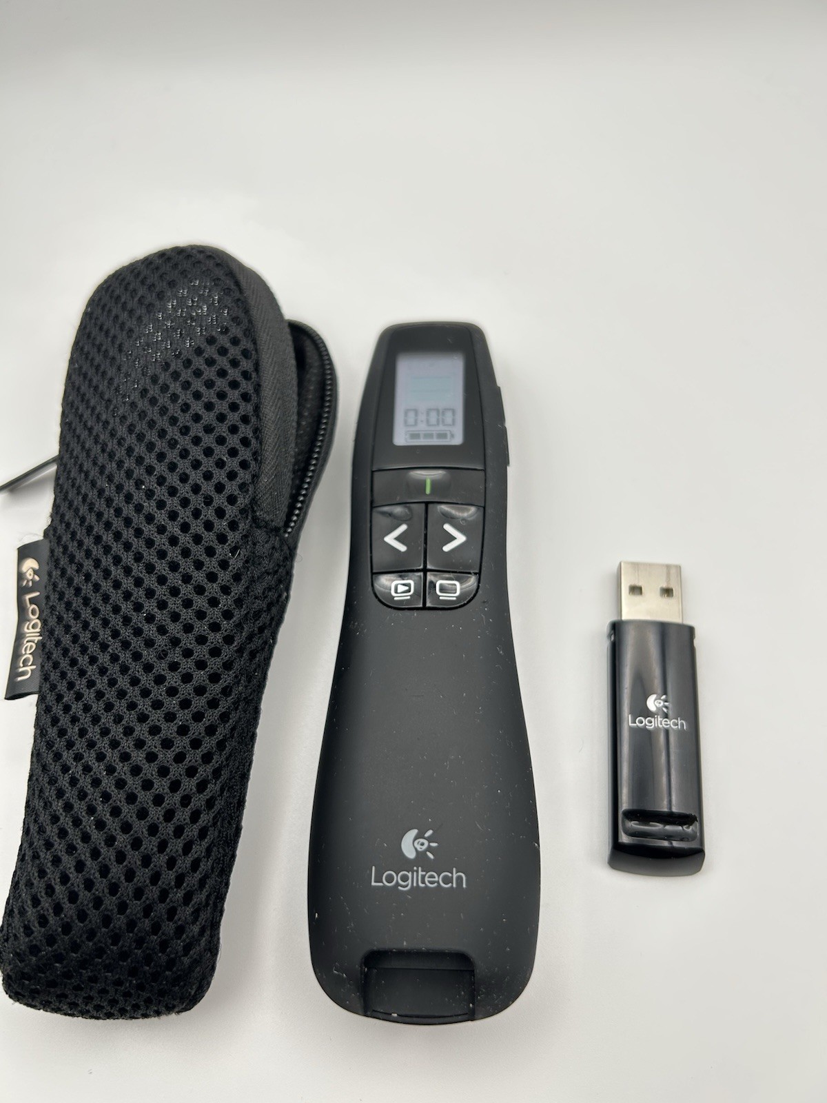 Logitech R800 Wireless Laser and Presentation Remote Control Black with Dongle