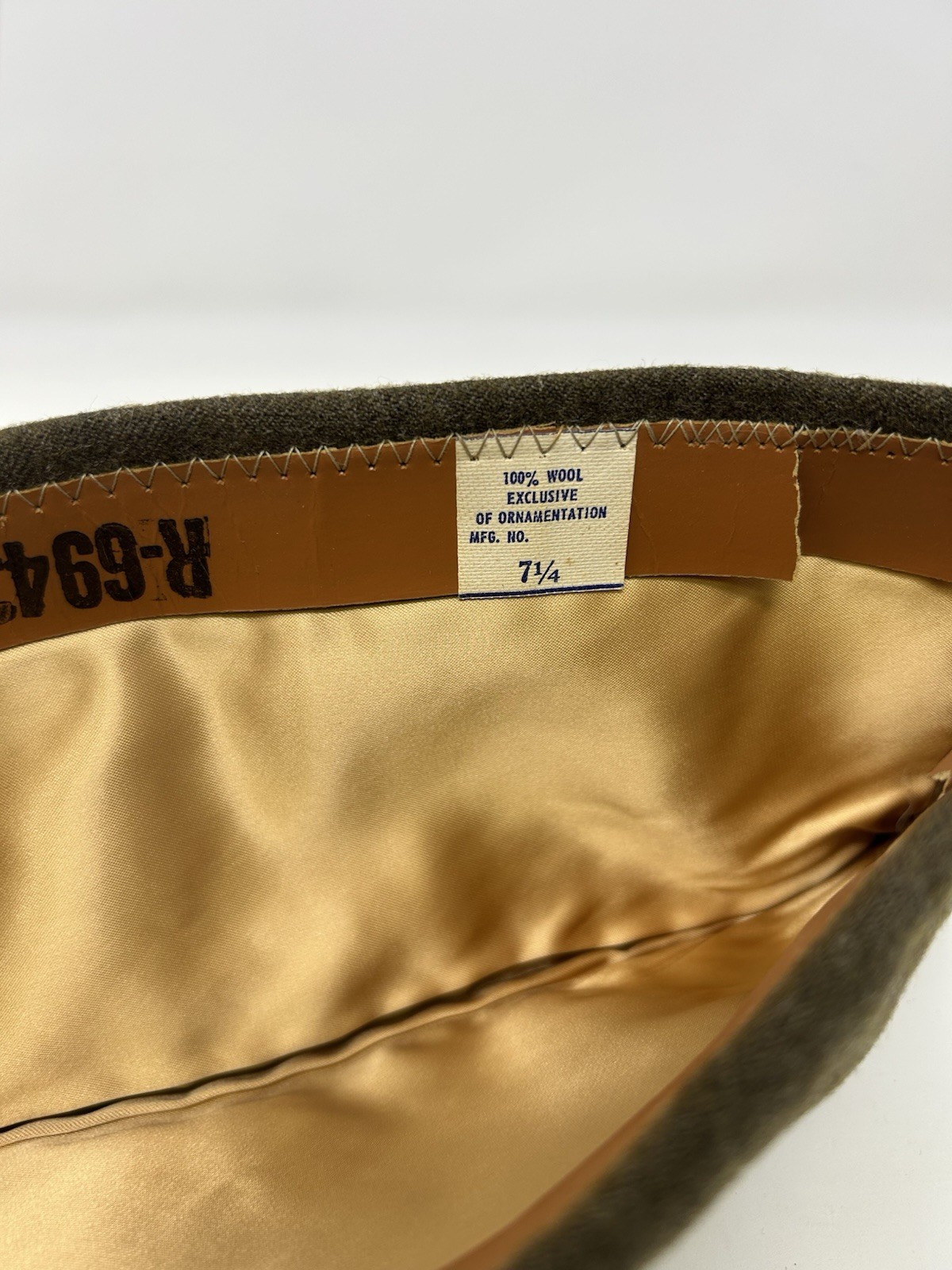 Green 100% Wool Army Garrison Hat Cap R-6943 (Size 7 1/4)