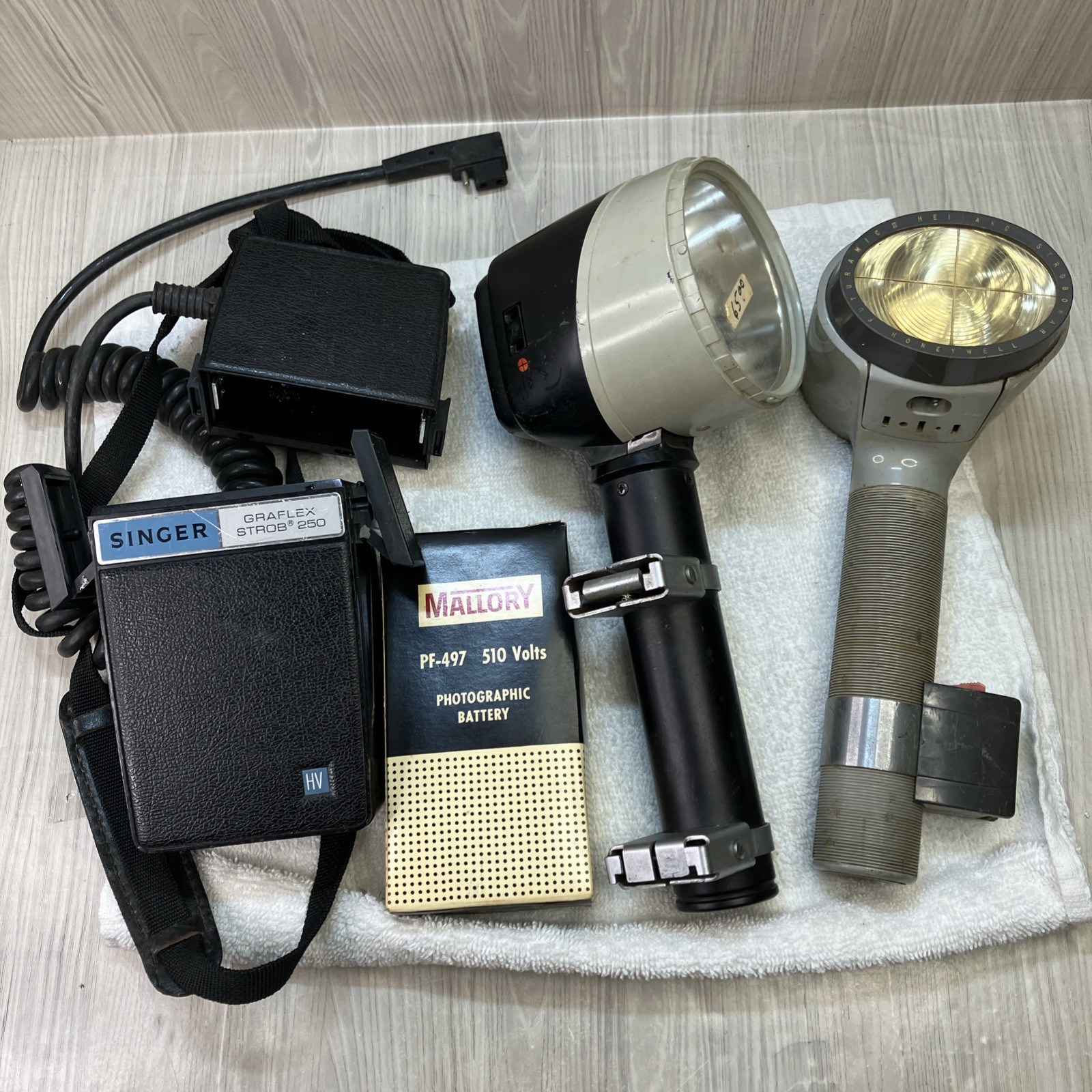 Singer Graflex Strob 250 Portable Strobe Flash HV Battery Pack Handle For PARTS