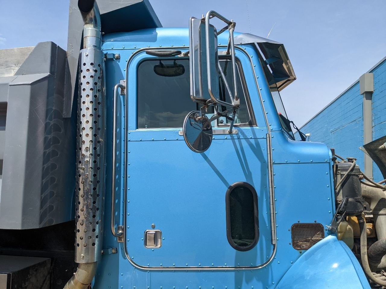 1995-2005 Peterbilt 330 Blue Right/Passenger Door - Used