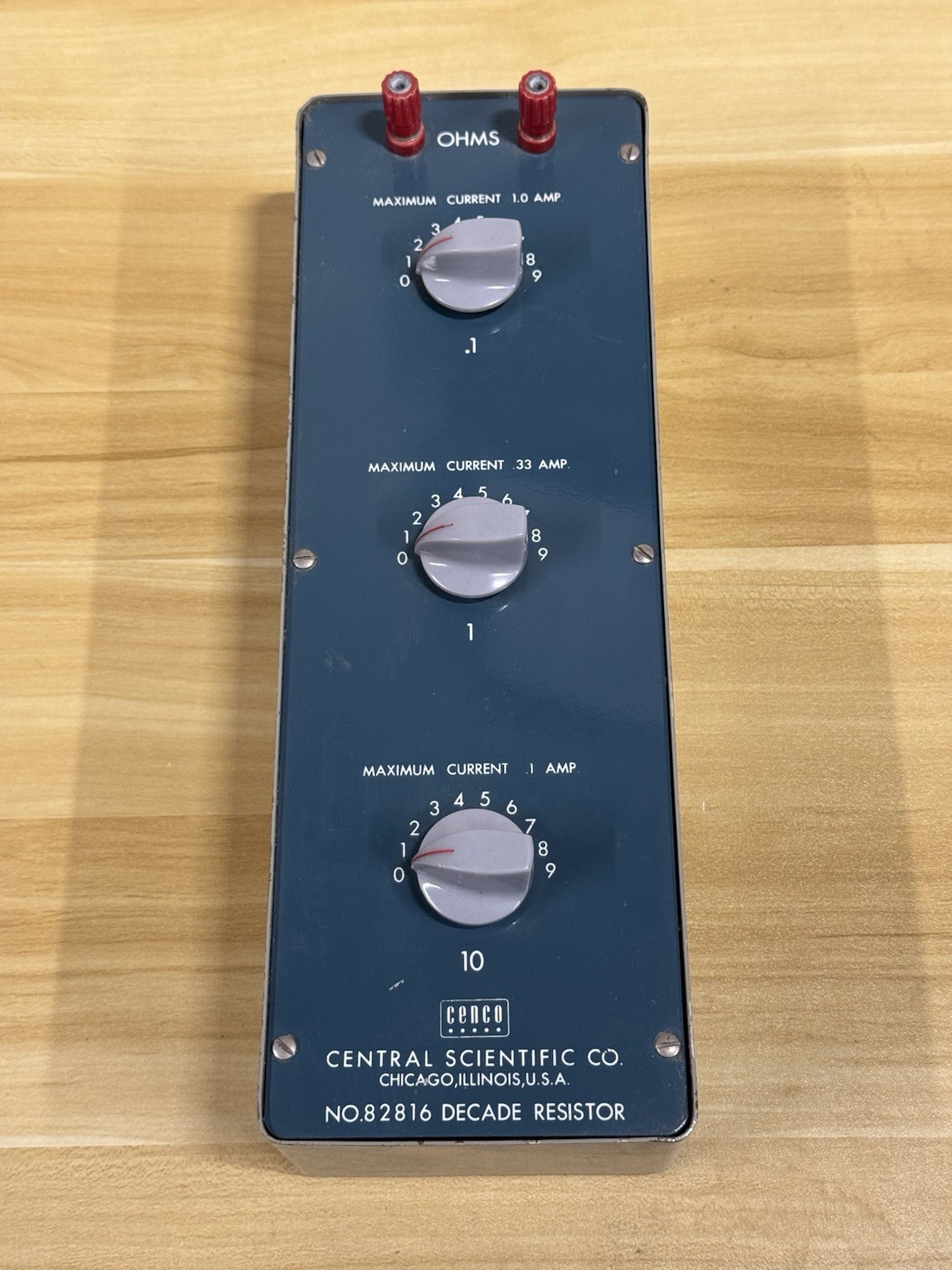 Cenco Central Scientific Co. 82816 Decade Resistance Box 3 Decades 0.1-10 Ohms