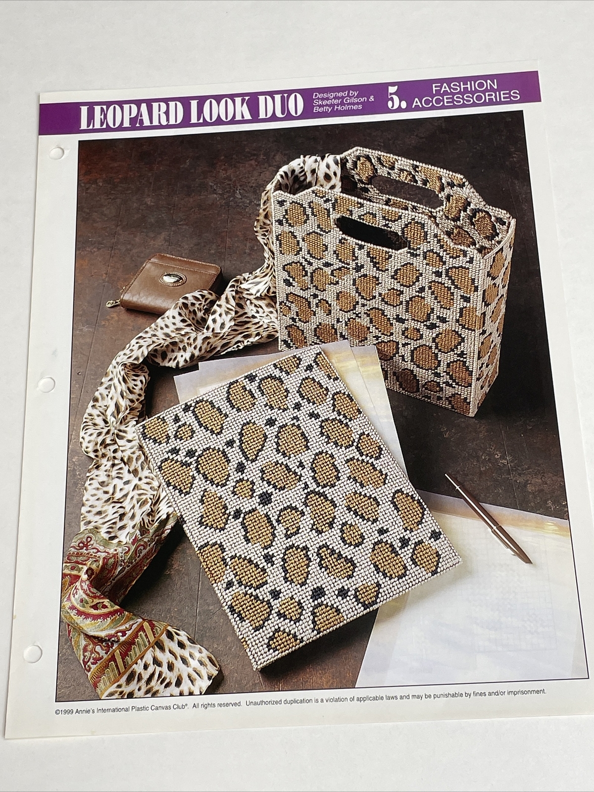 Leopard Look Duo Tote & Portfolio Annie's Plastic Canvas Pattern