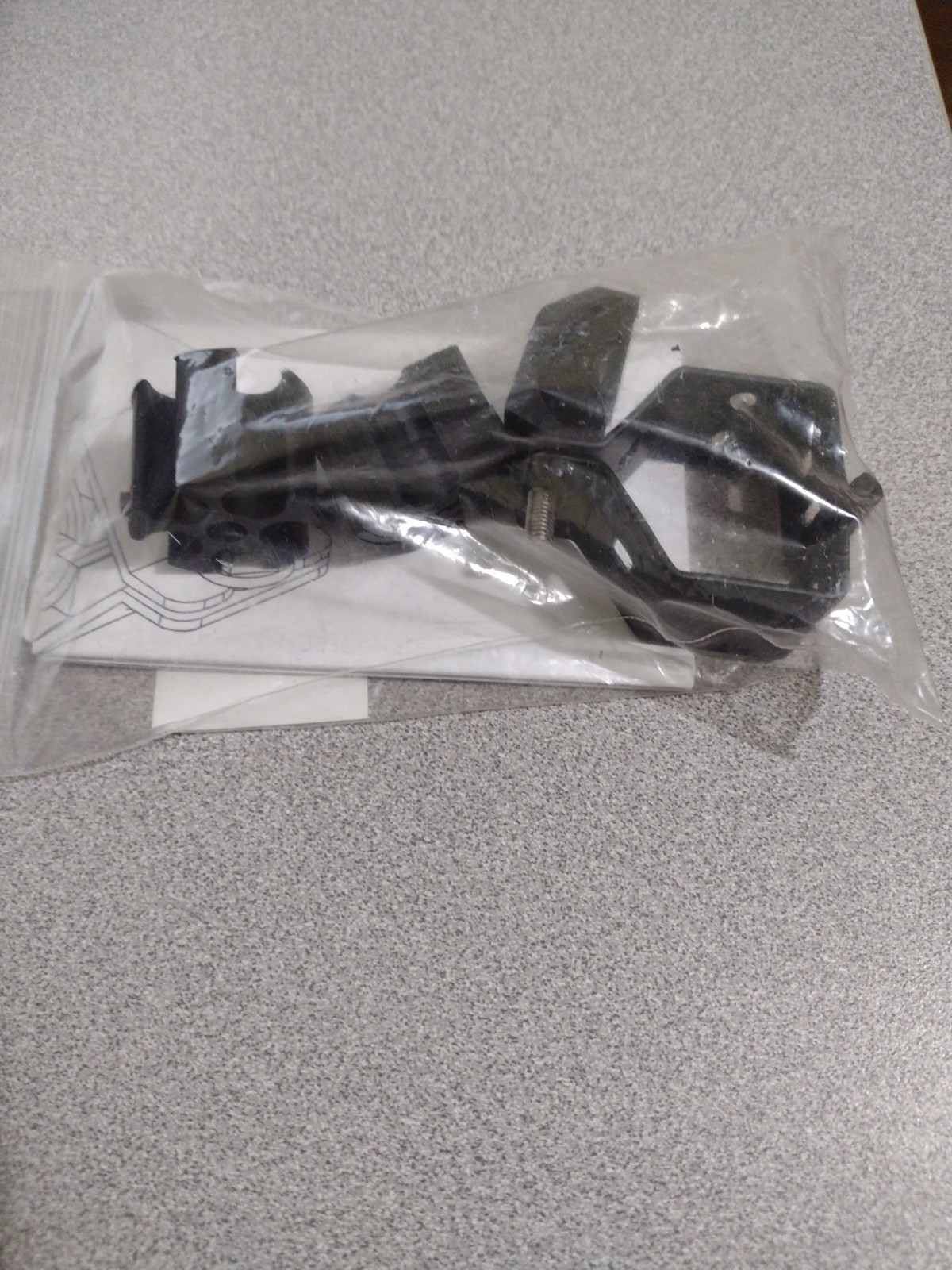 Universal Cable Clamp (UCC) Kit 15-204-09 373906