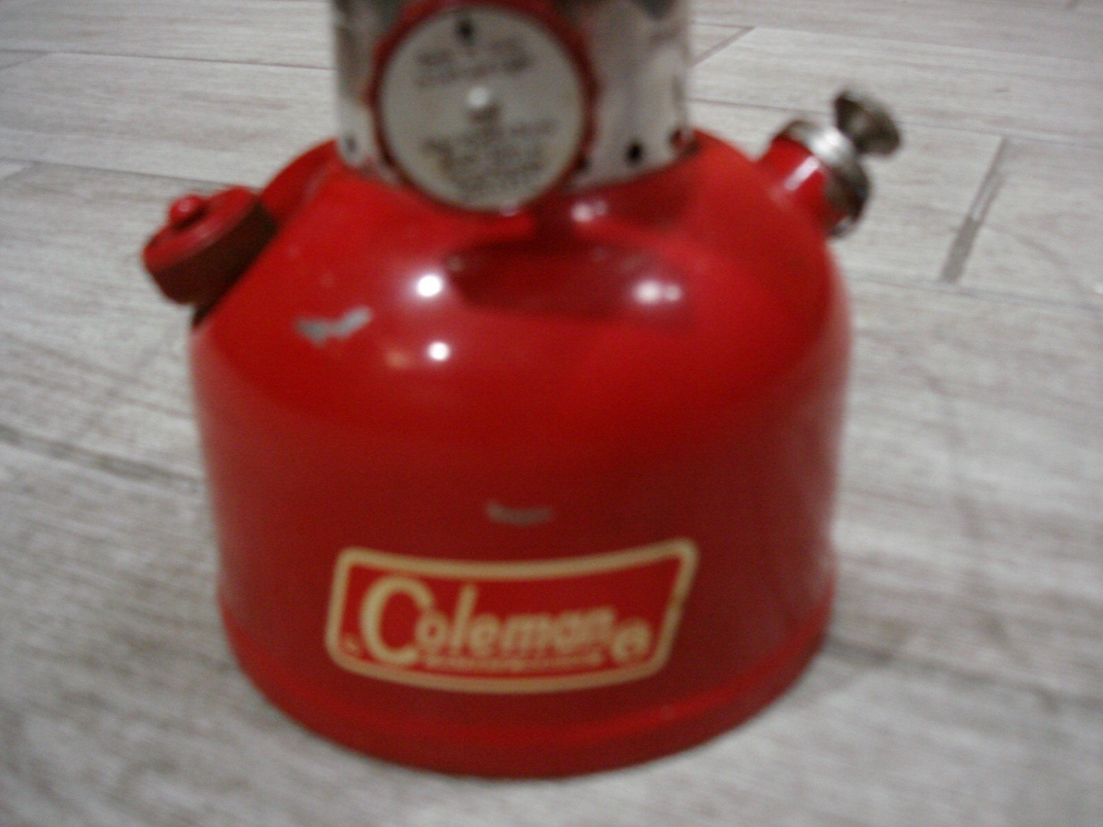 NICE 1966 11/66 RED COLEMAN 200A SINGLE MANTLE LANTERN
