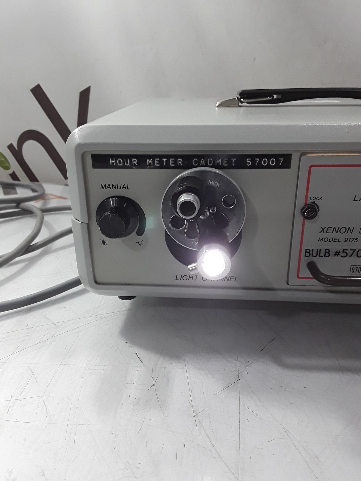 Luxtec 9300 Xenon Series 9000 Light Source
