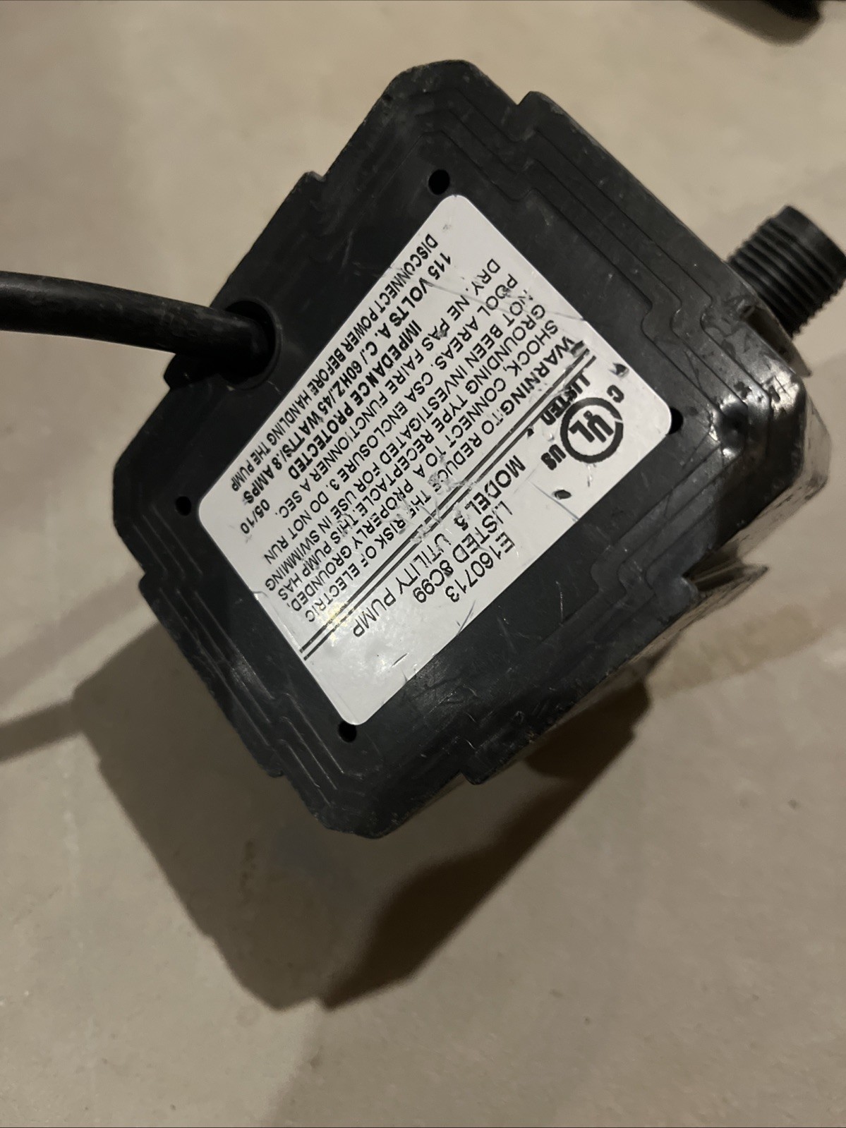 Danner Manufacturing, Inc. Supreme Aqua-Mag 700 GPH Magnetic Drive Water Pump