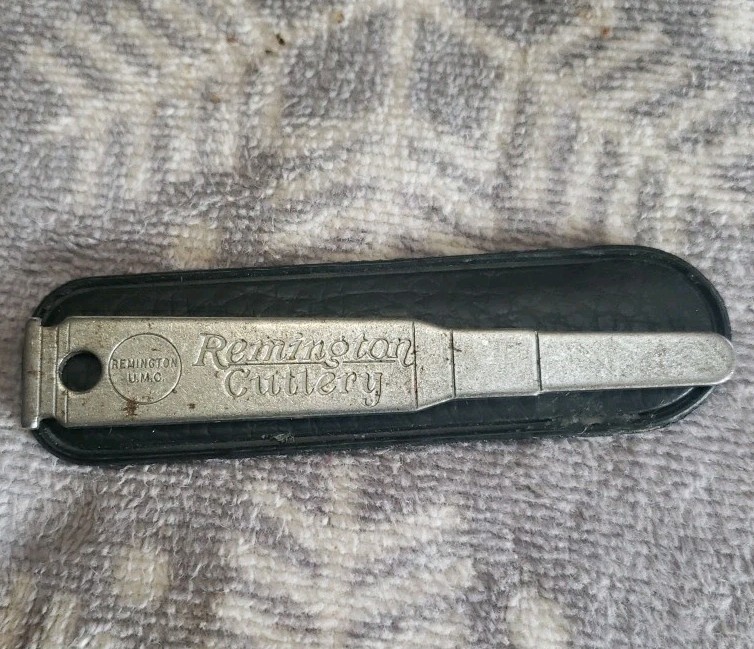 Remington Cutlery Blade Opener  Metal Cartridge Rifle Gun Gunsmith With Sleeve🔪