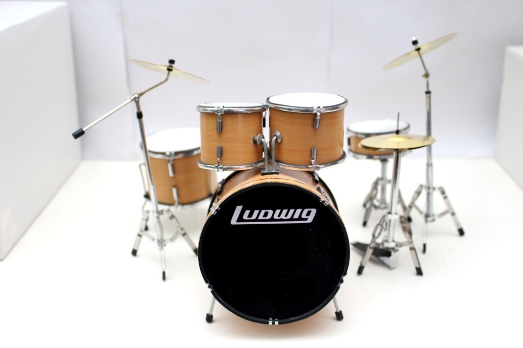 Miniature Drum Set Ludwig miniature Replica Drum Kit 1/6