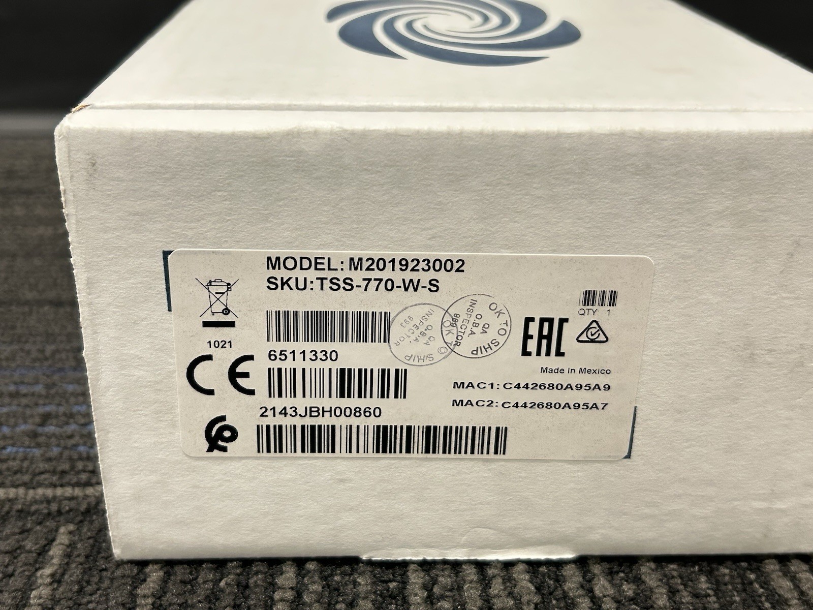 Crestron TSS-770-W-S 7” Room Scheduling Touchscreen - White - 6511330