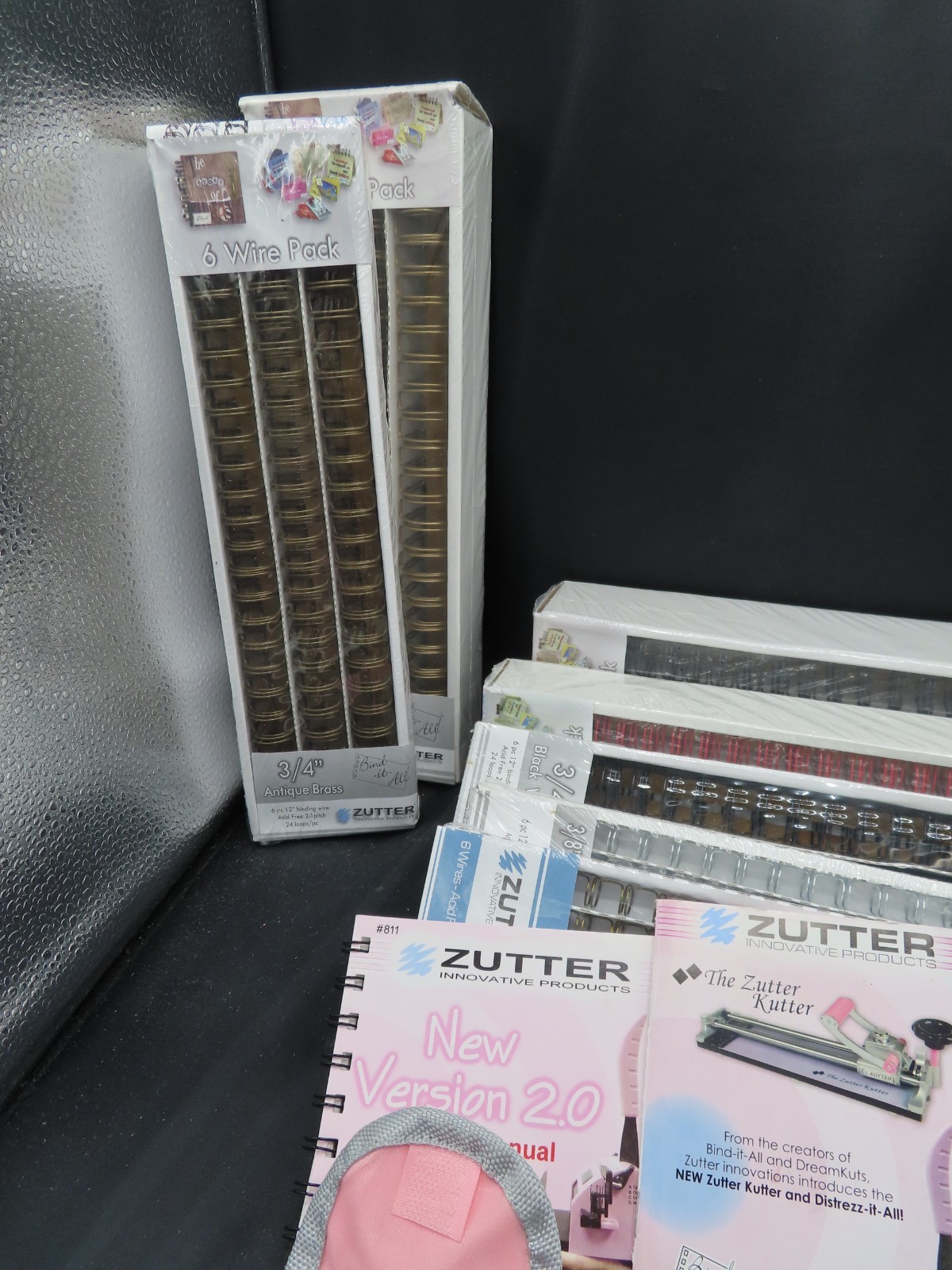 Zutter Bind it All V2.0 Machine and Spinner Album Kit. Various Supplies.