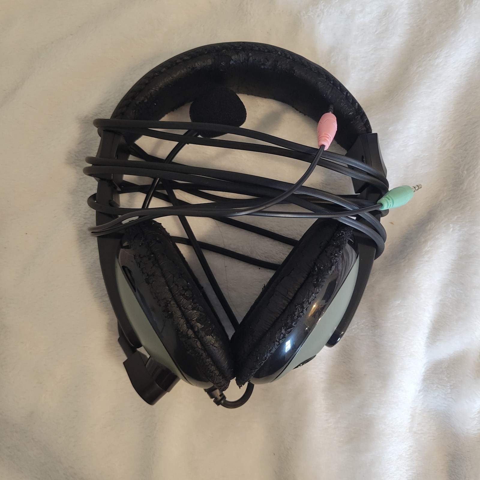 ROVERBEATS  BRAVO HEADSET WITH MIC OLD CONNECTION TYPE