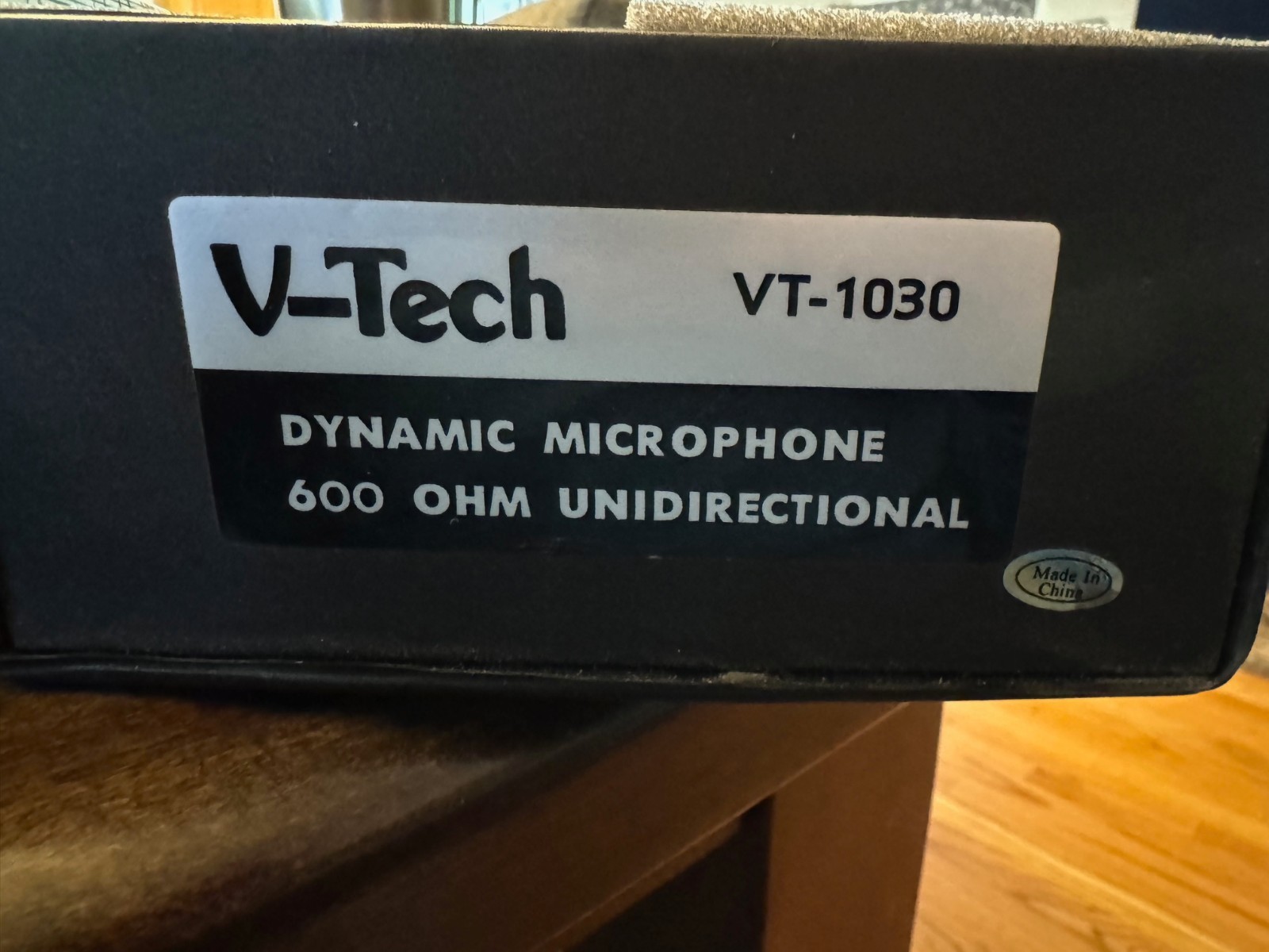 PAIR of V-Tech VT-1030 Uni-Directional Dynamic 600 OHM Mics in Great Condition