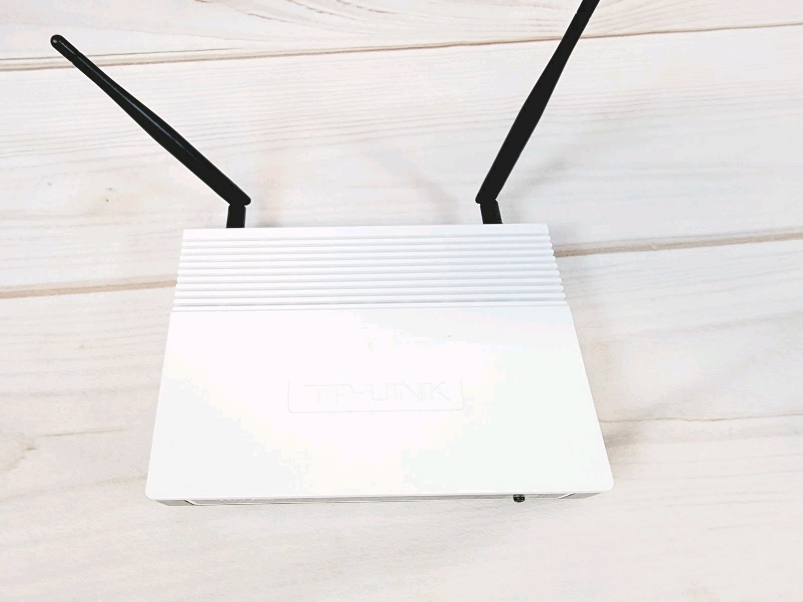 TP Link WiFi Wireless N Access Point TL-WA801ND 300Mbps Tested