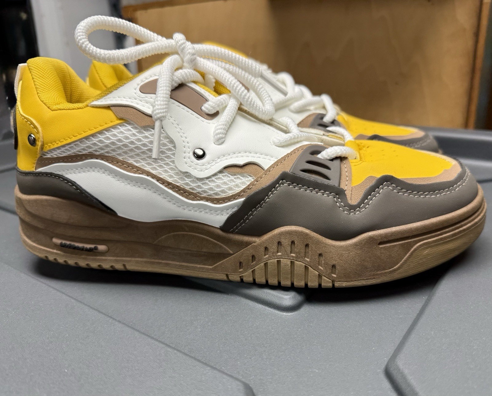 Men’s Size EU 45 Chunky Skateboarding Sneakers Yellow Streetwear Preowned