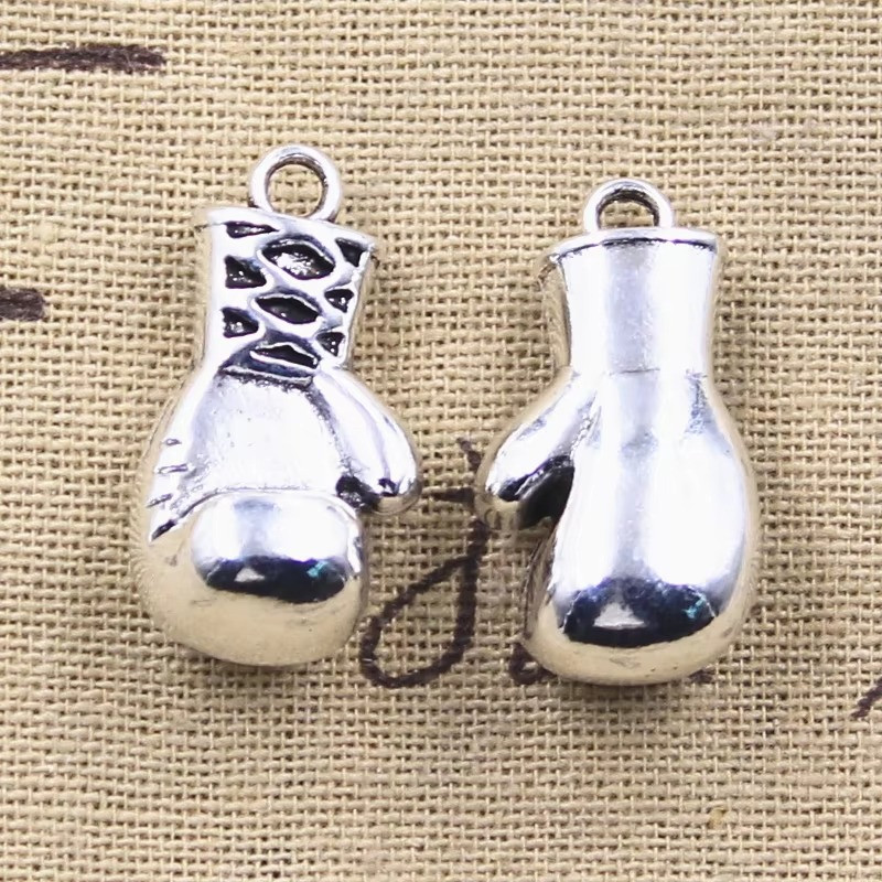 3pcs Glove Fist 28x15x13mm Collectible Keychains Glasses Antique Silver Pendant
