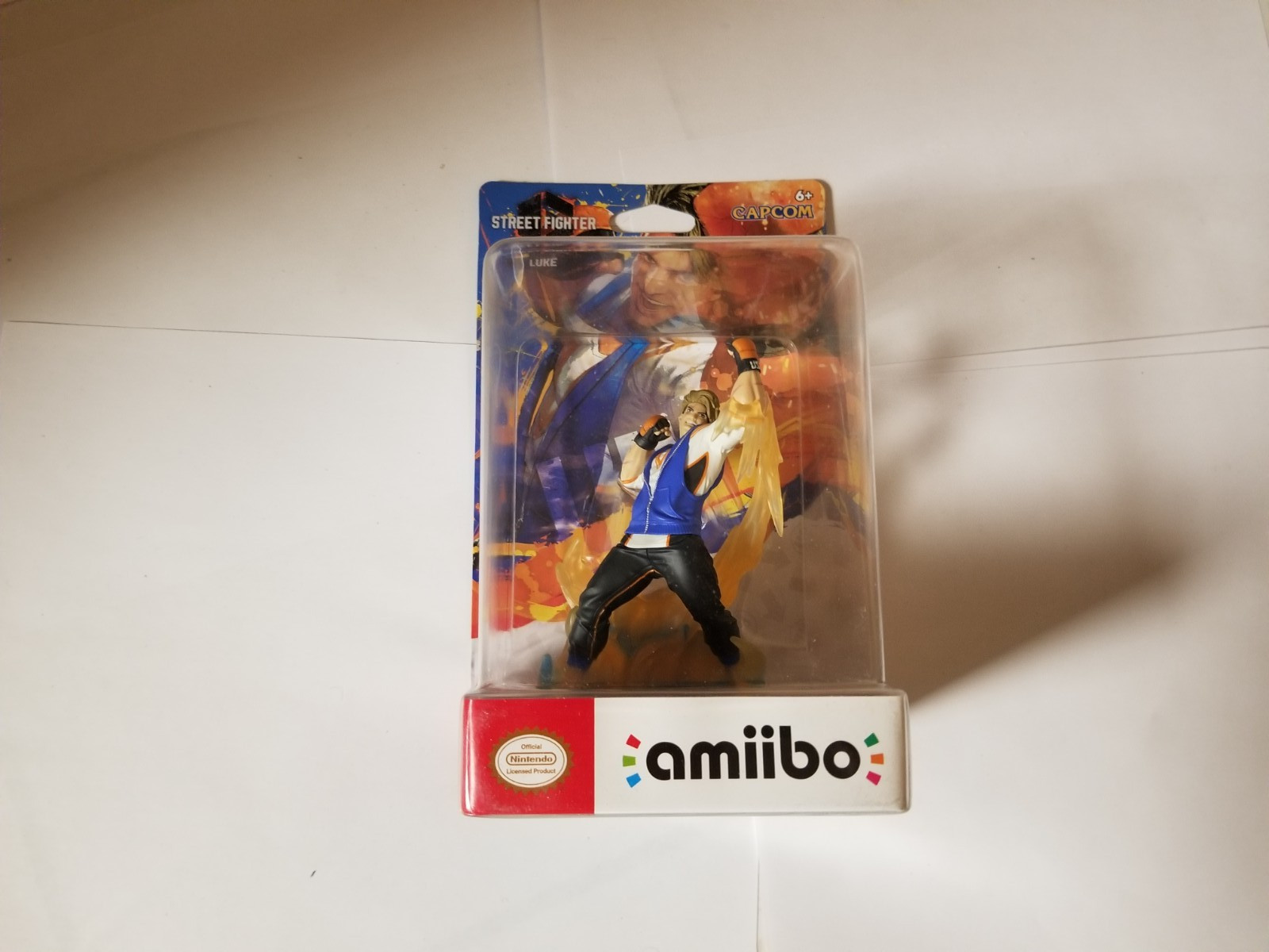 Nintendo Amiibo Street Fighter Luke new