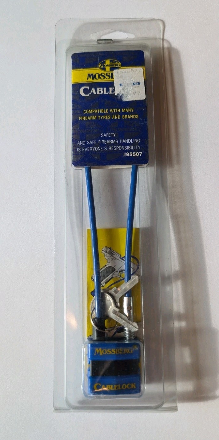 Firearm Lock- Blue  Mossberg Cable Lock w 2 Keys New