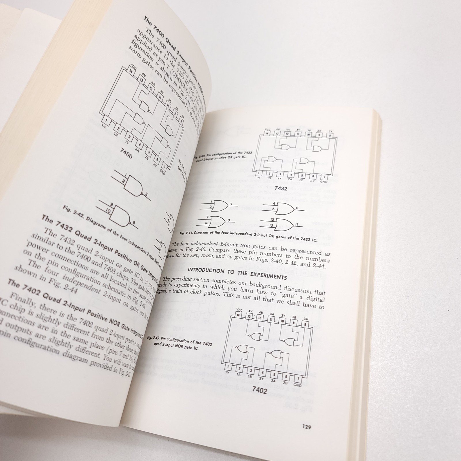 Blacksburg Logic & Memory Experiments Using TTL ICs Book 1